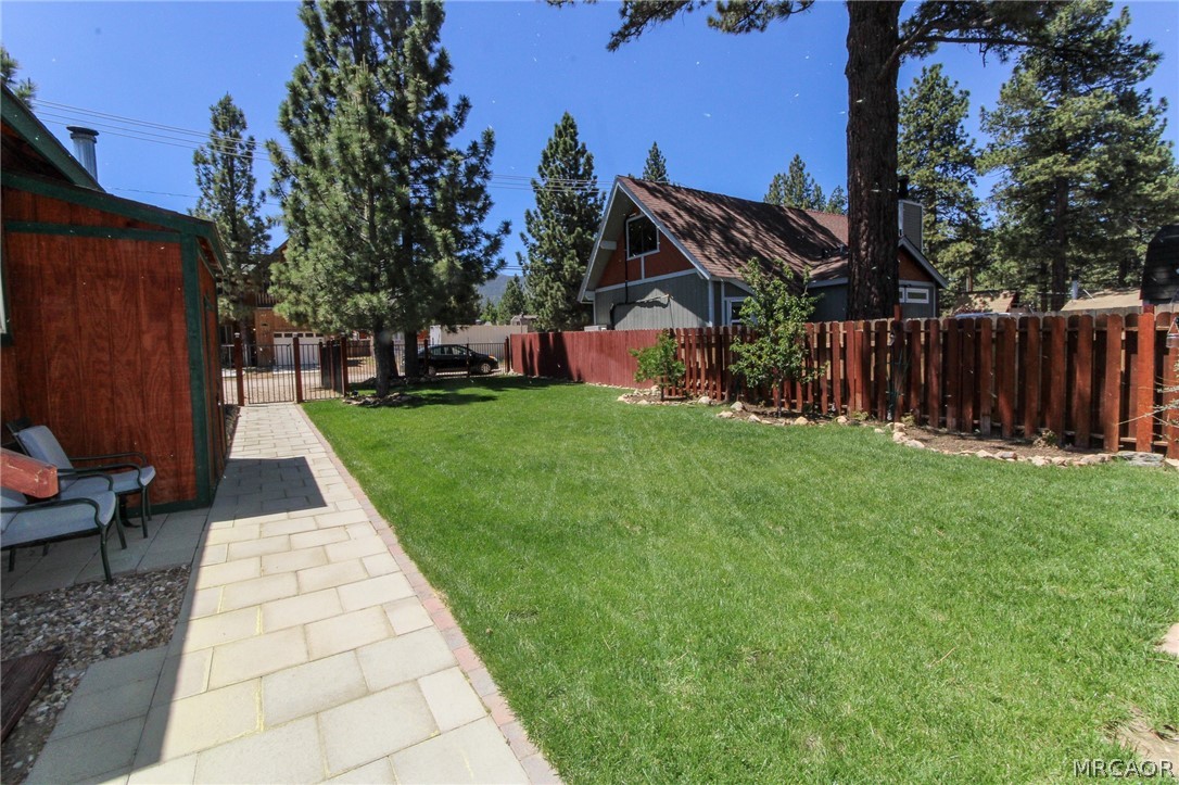 2107 2nd Lane Property Photo 22