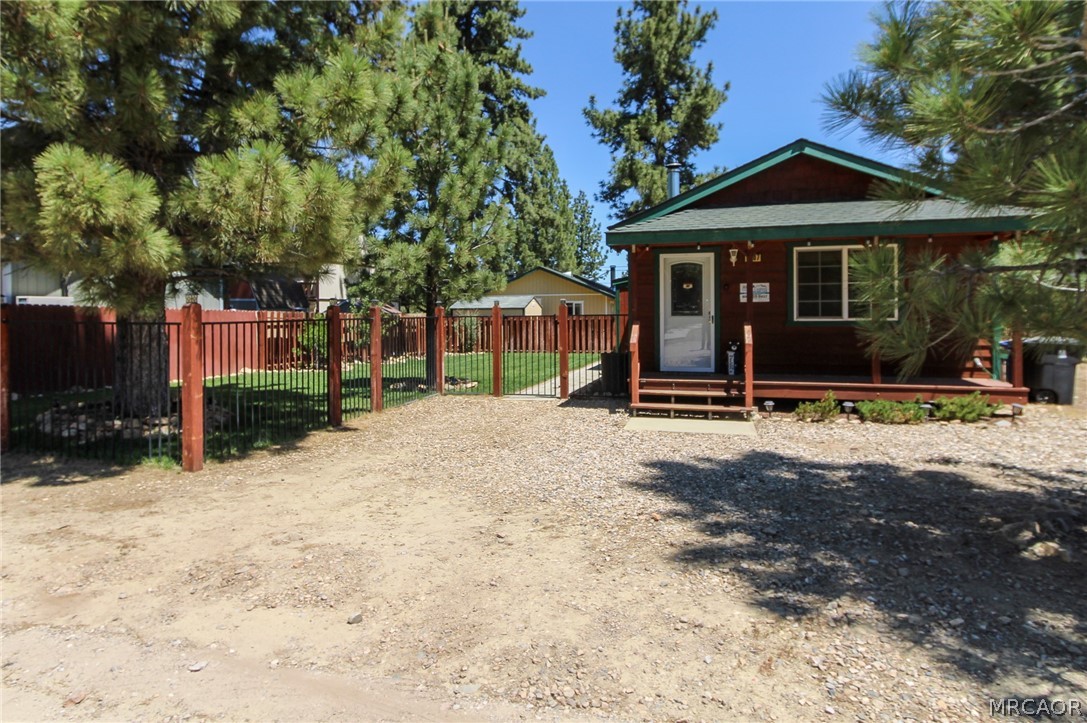 2107 2nd Lane Property Photo 25