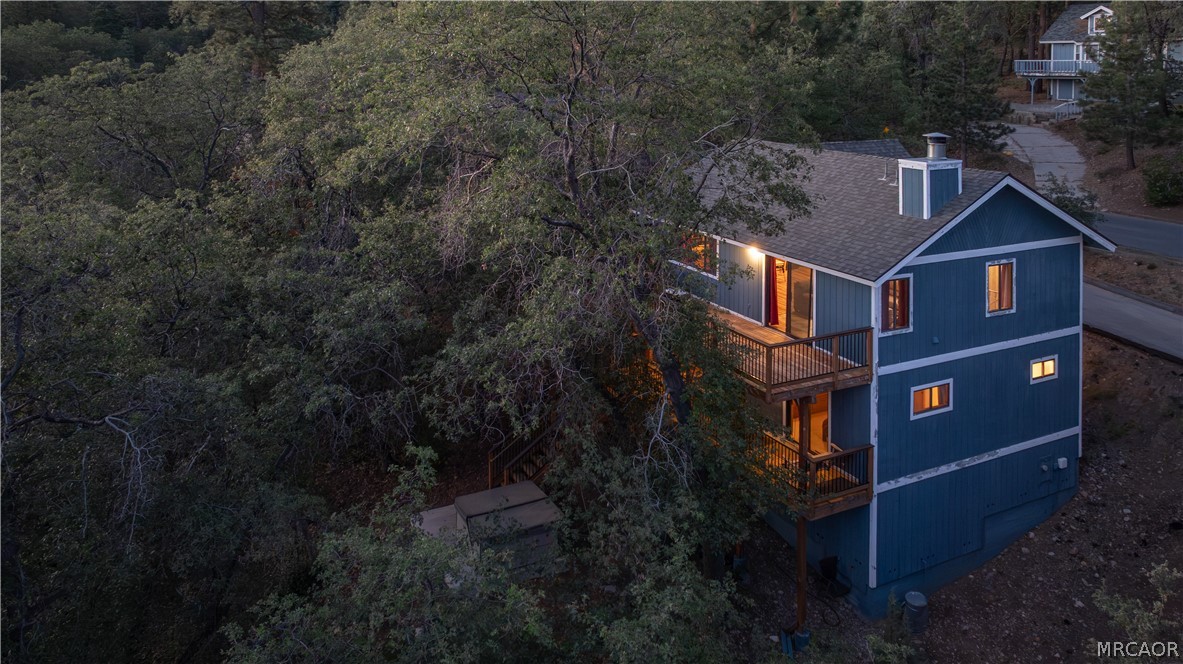 1414 Klamath Road Property Photo 3