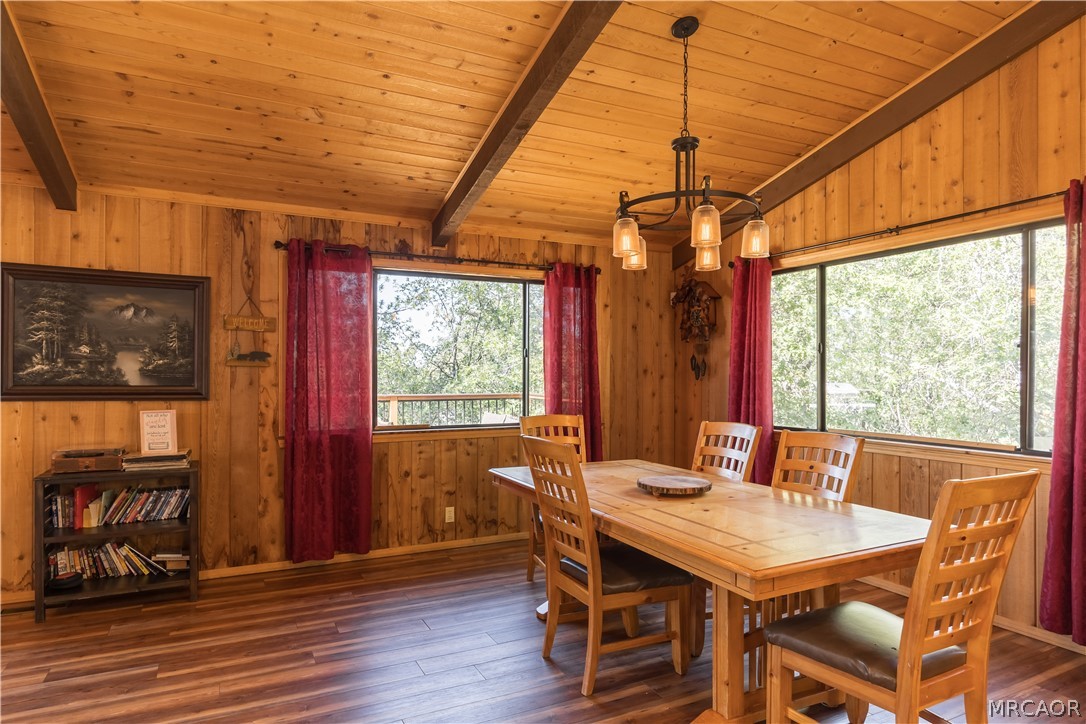 1414 Klamath Road Property Photo 18