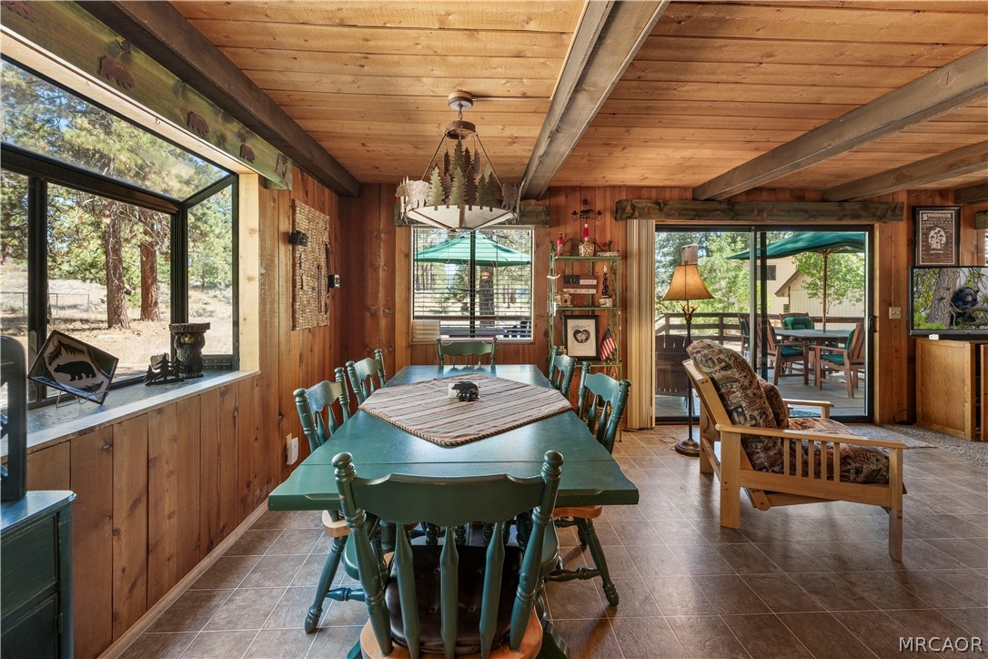 39625 Flicker Road Property Photo 3