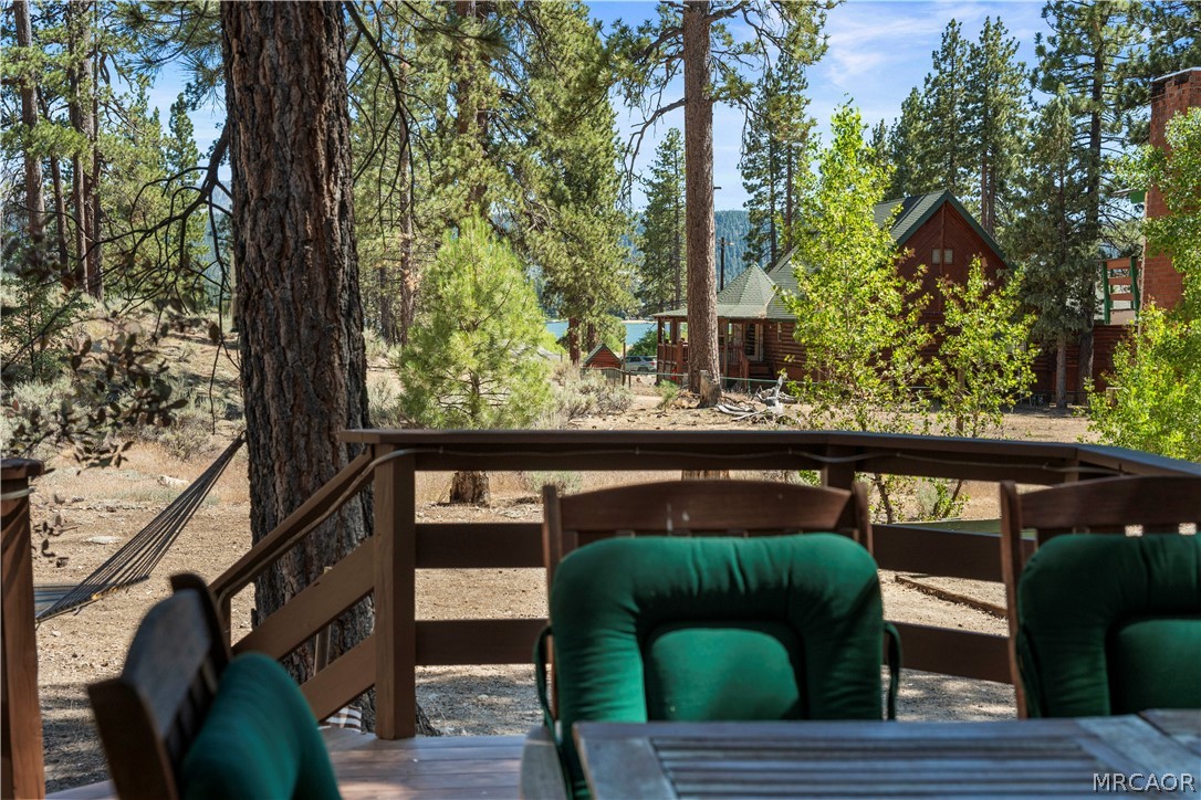 39625 Flicker Road Property Photo 5