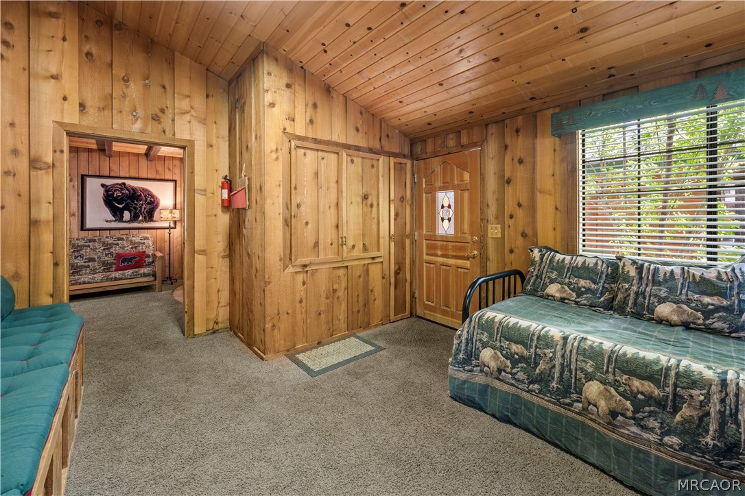 39625 Flicker Road Property Photo 11