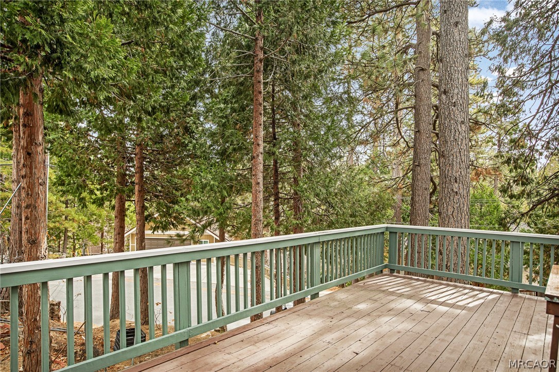 27516 West Shore Road Property Photo 4