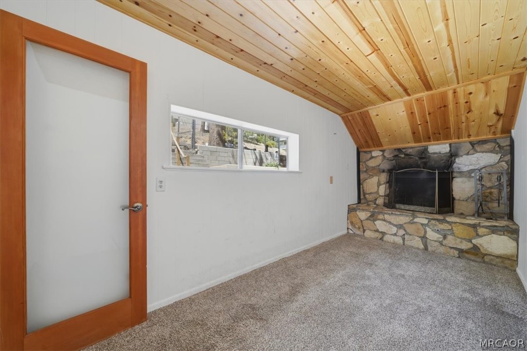 718 Blue Jay Road Property Photo 13