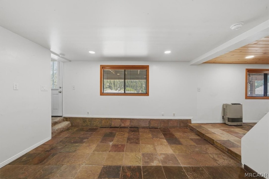 718 Blue Jay Road Property Photo 17