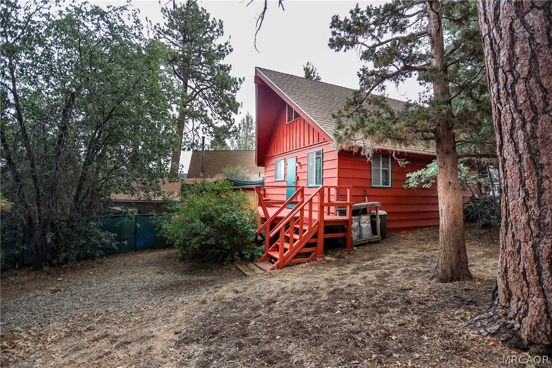 230 Sunset Lane Property Photo 4