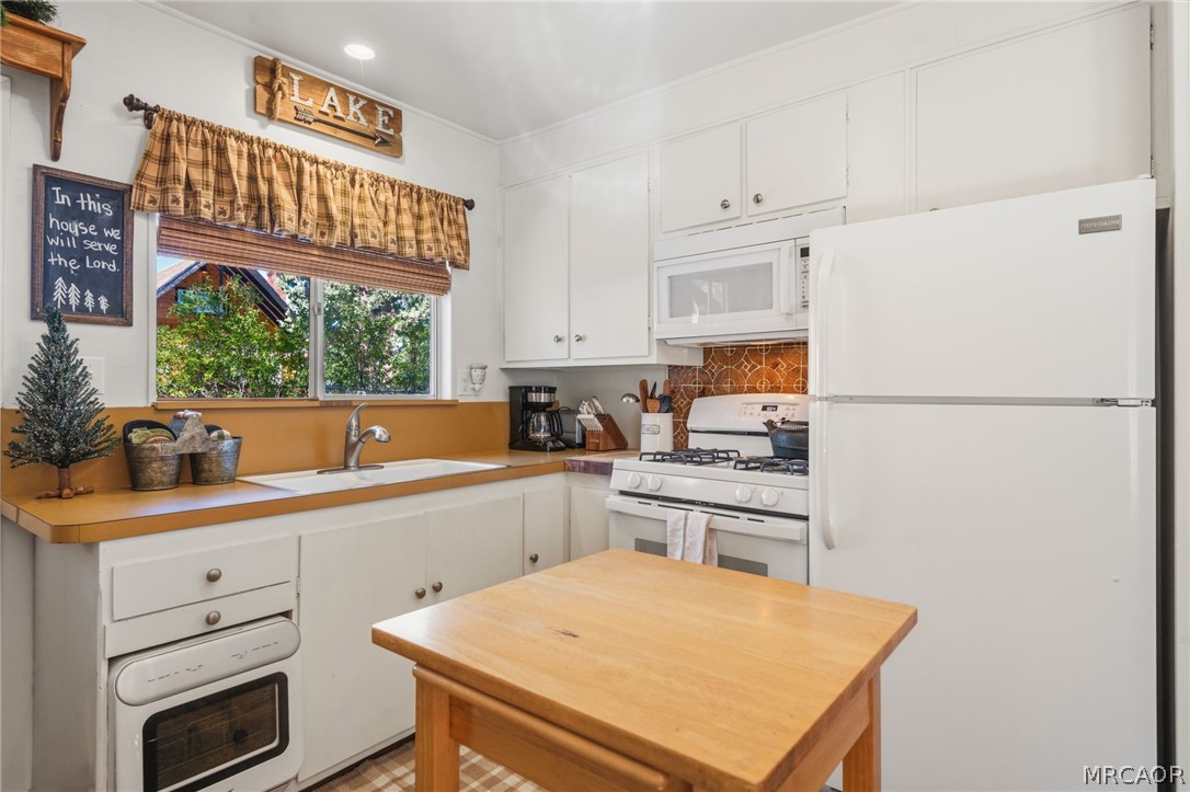 659 Lintner Road Property Photo 8