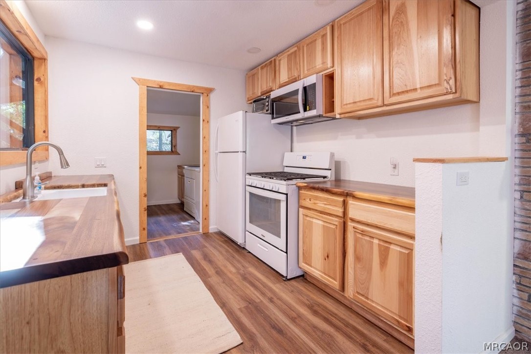 380 Dolly Varden Drive Property Photo 16