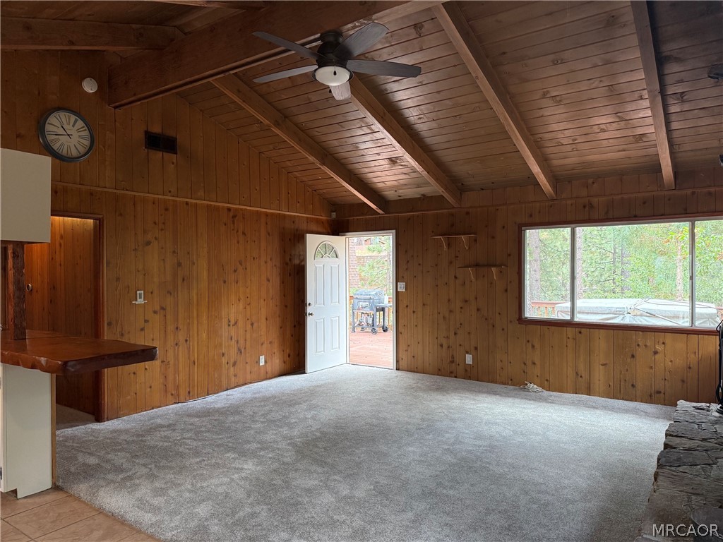 42995 Sunset Drive Property Photo 6