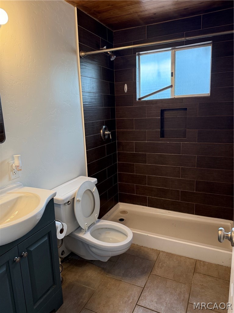 42995 Sunset Drive Property Photo 11