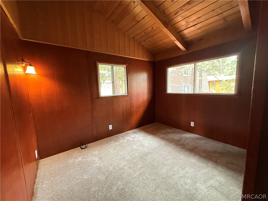 42995 Sunset Drive Property Photo 15