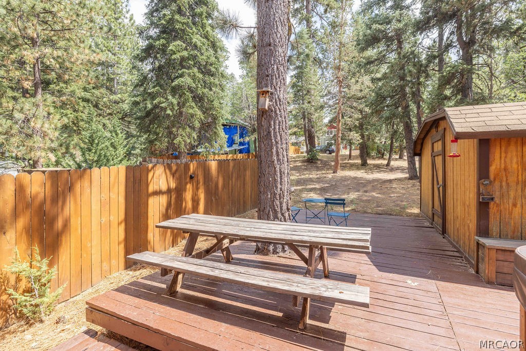 42733 Cedar Avenue Property Photo 5