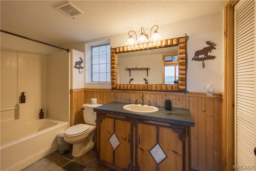 39955 North Shore Drive Property Photo 25