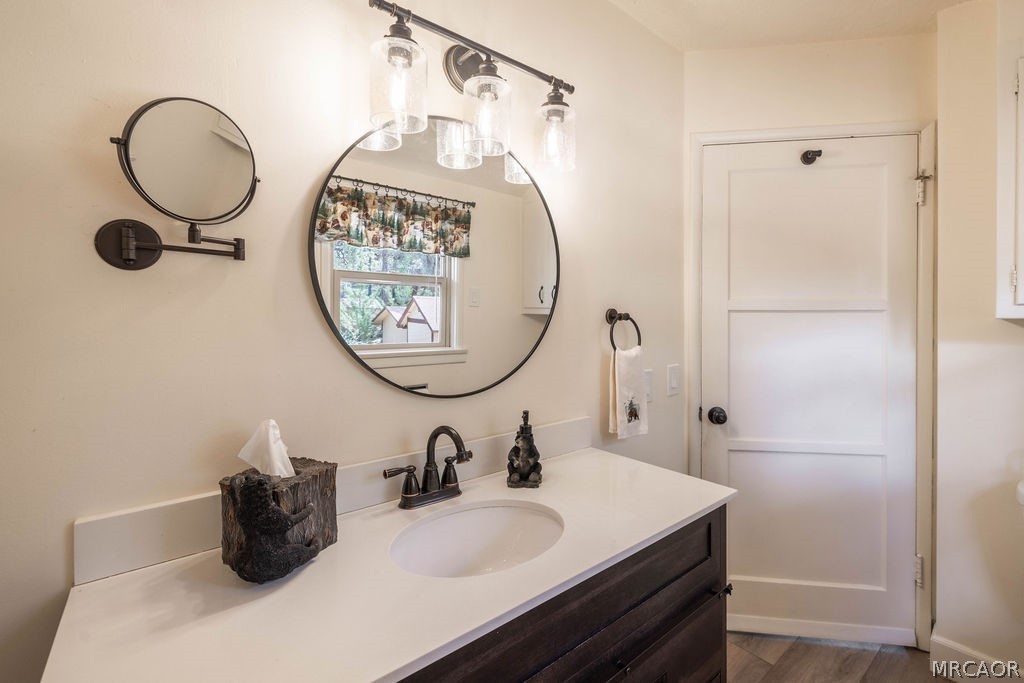 100 West Sherwood Boulevard Property Photo 18