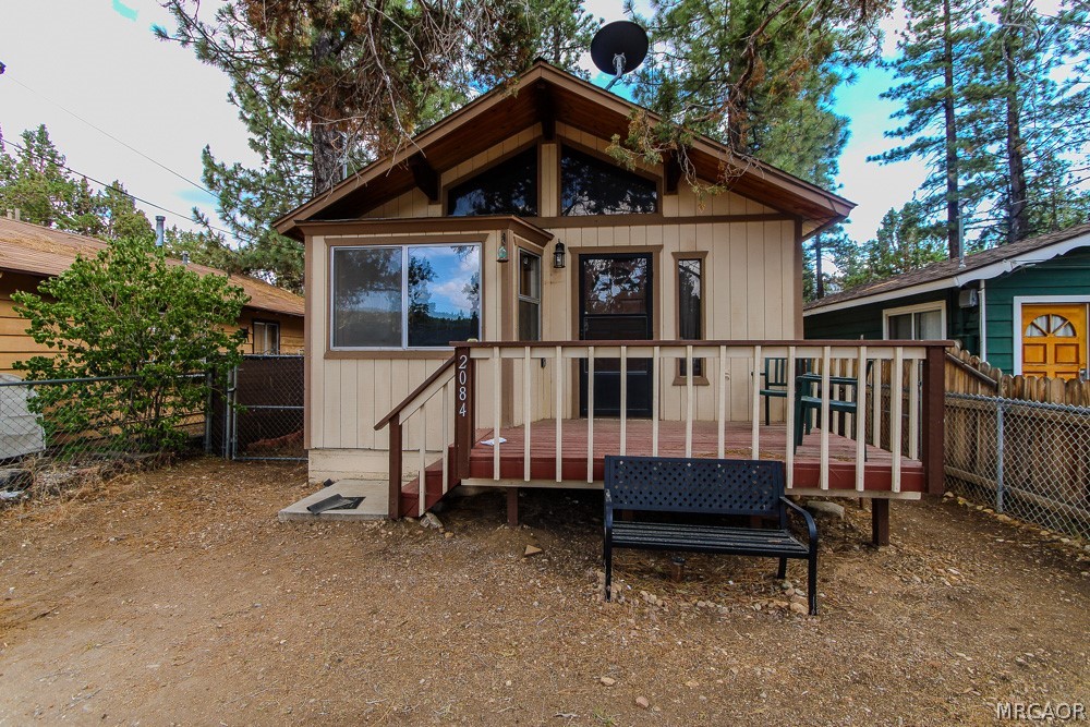 2084 8th Property Photo 1