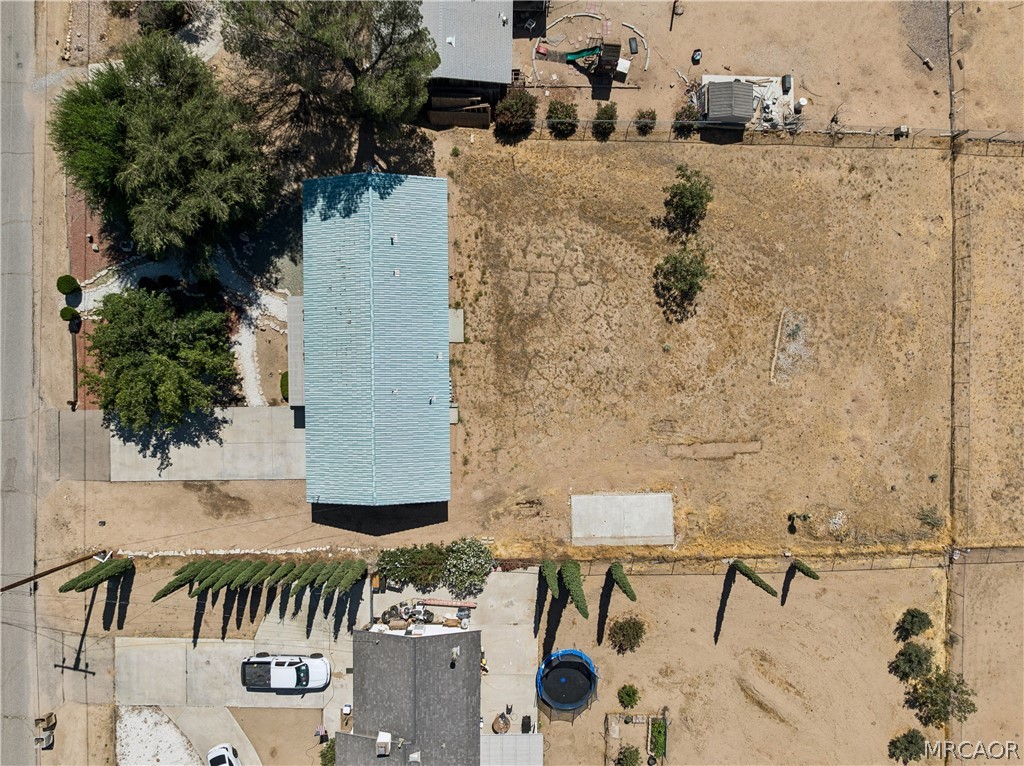 19065 Sheffield Street Property Photo 21