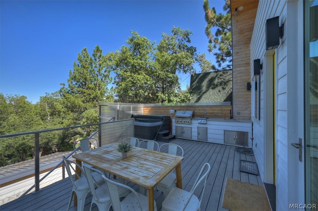 693 Villa Grove Avenue Property Photo 48
