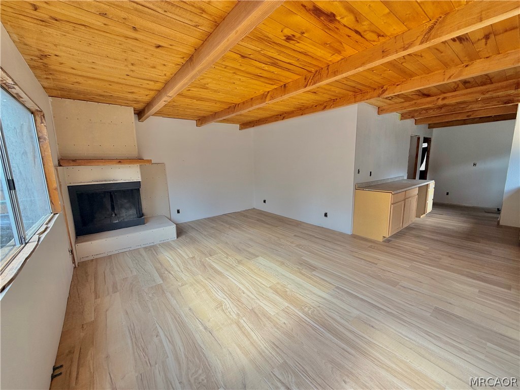 551 Highland Lane Property Photo 3