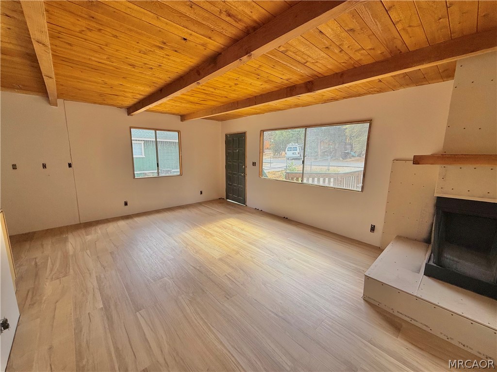 551 Highland Lane Property Photo 4