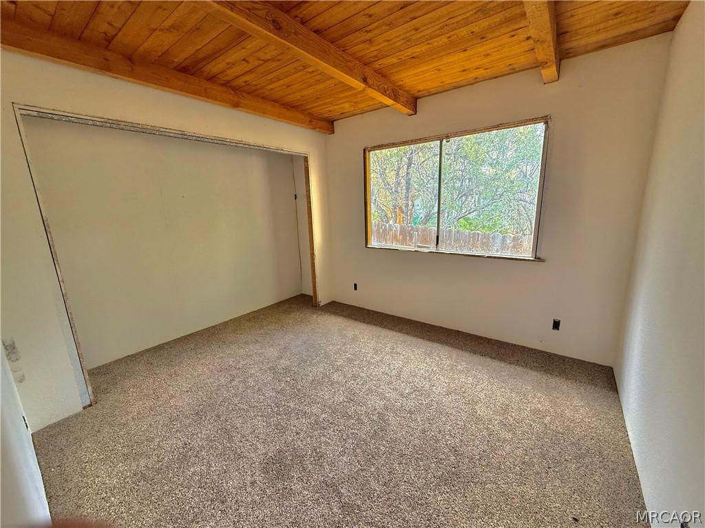 551 Highland Lane Property Photo 7