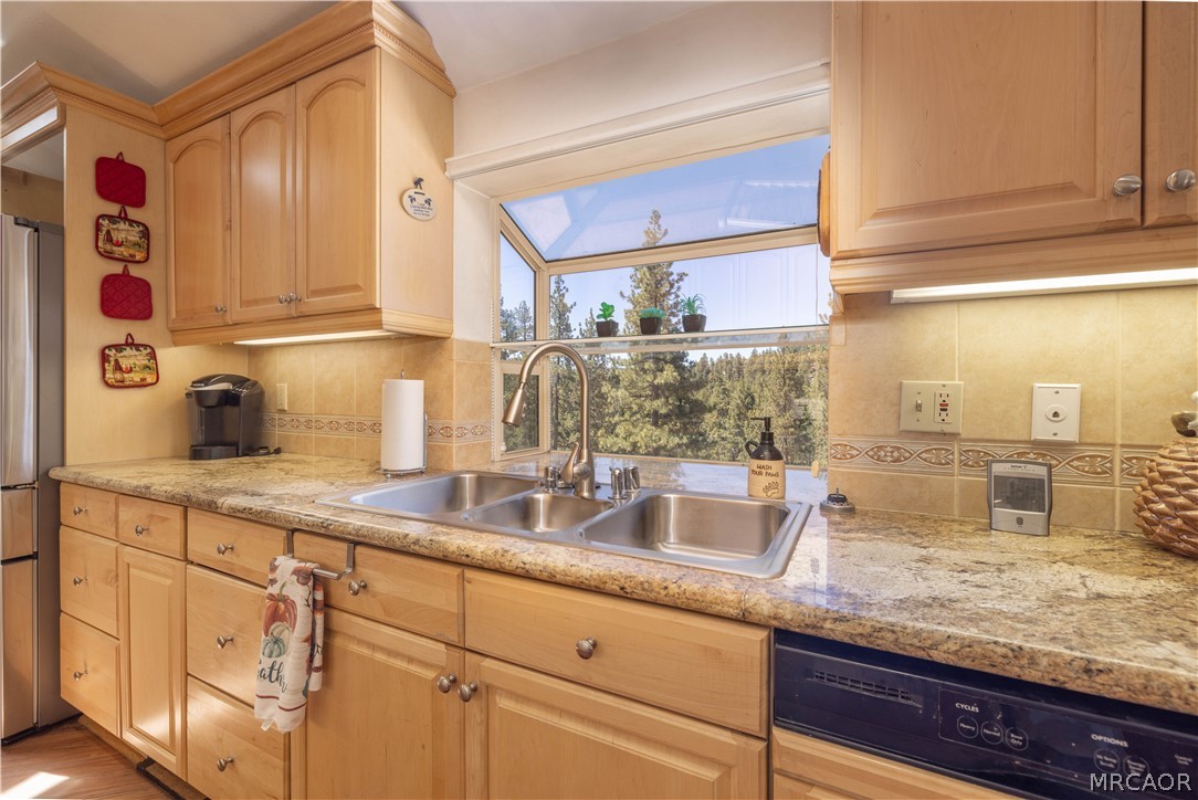 39147 Cedar Dell Road Property Photo 29