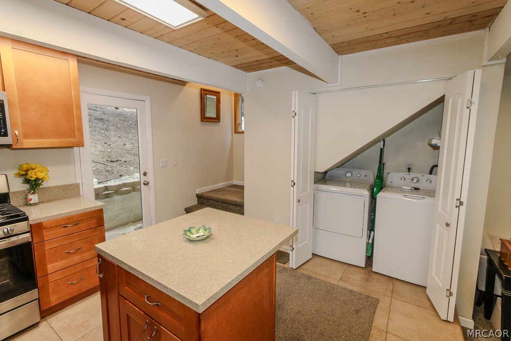 43428 Bow Canyon Road Property Photo 16