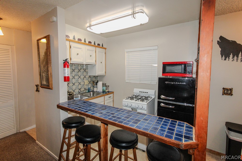 370 Victoria Property Photo 7