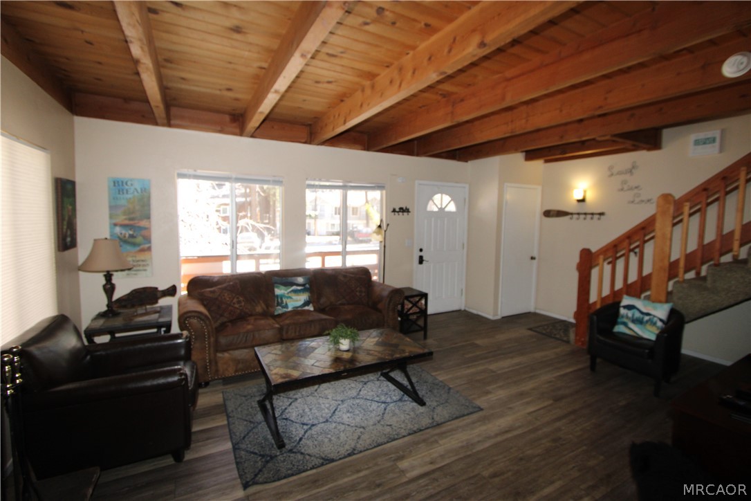 774 Summit Boulevard B Property Photo 5