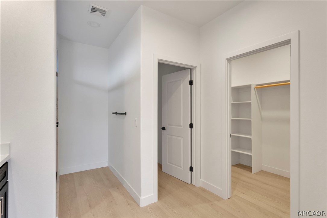 16443 Pine Street Property Photo 21