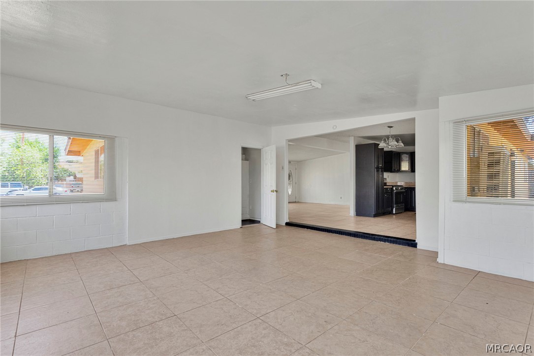 7704 Alston Avenue Property Photo 11