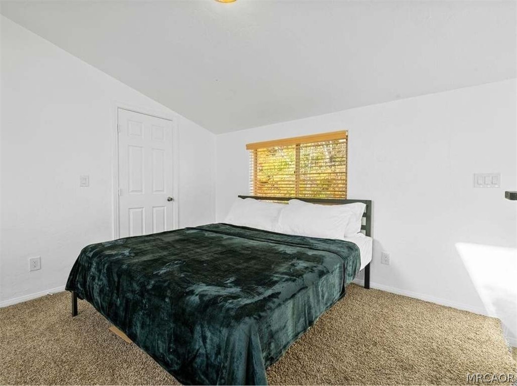 993 Cameron Drive Property Photo 16
