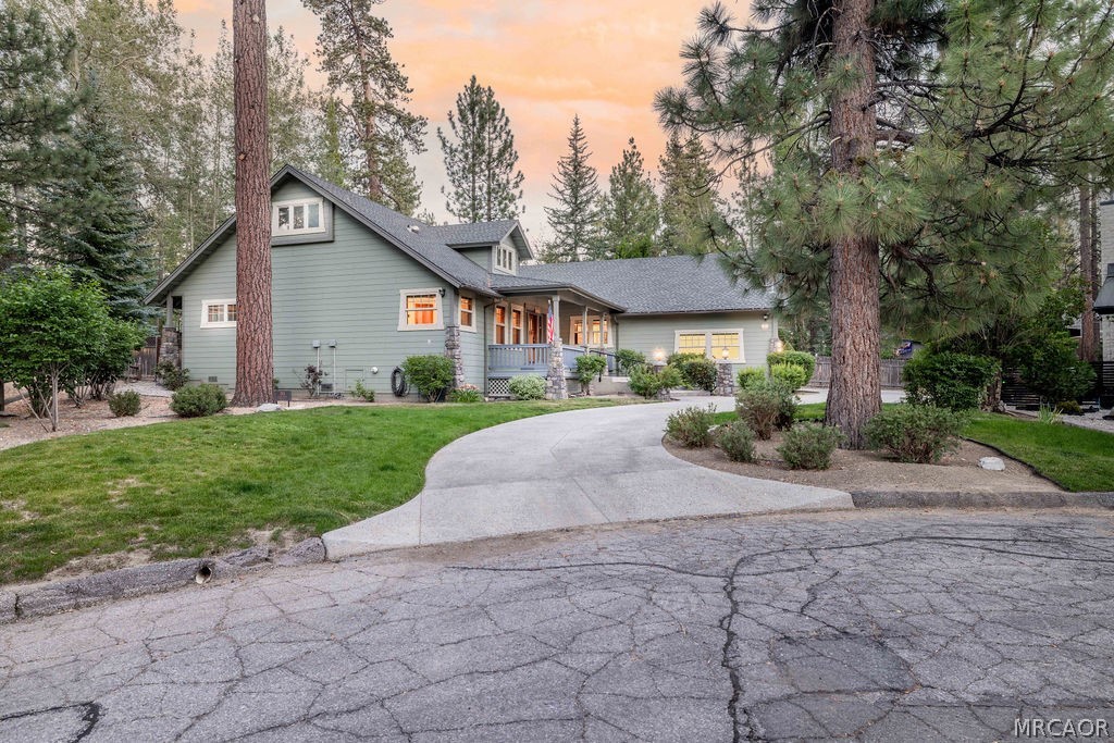 155 Lodgepole Place Property Photo 2