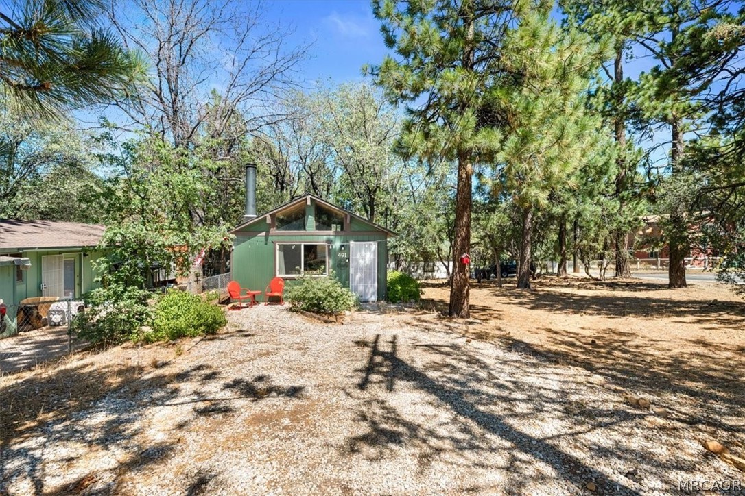 491 Imperial Avenue Property Photo 2
