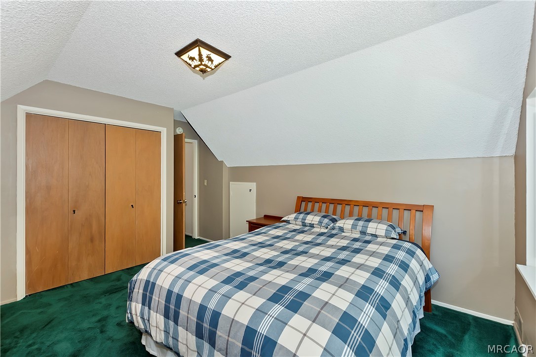 26661 Lake Forest Drive Property Photo 10