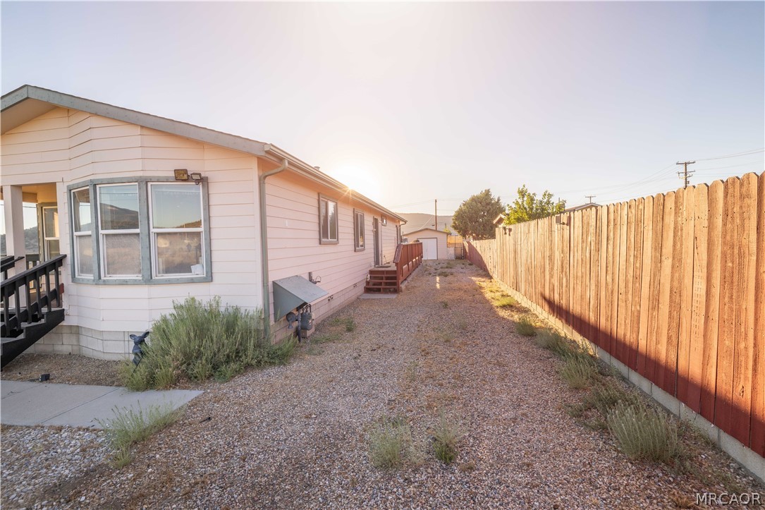 1818 Pond Drive Property Photo 4