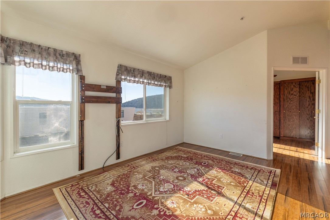 1818 Pond Drive Property Photo 16
