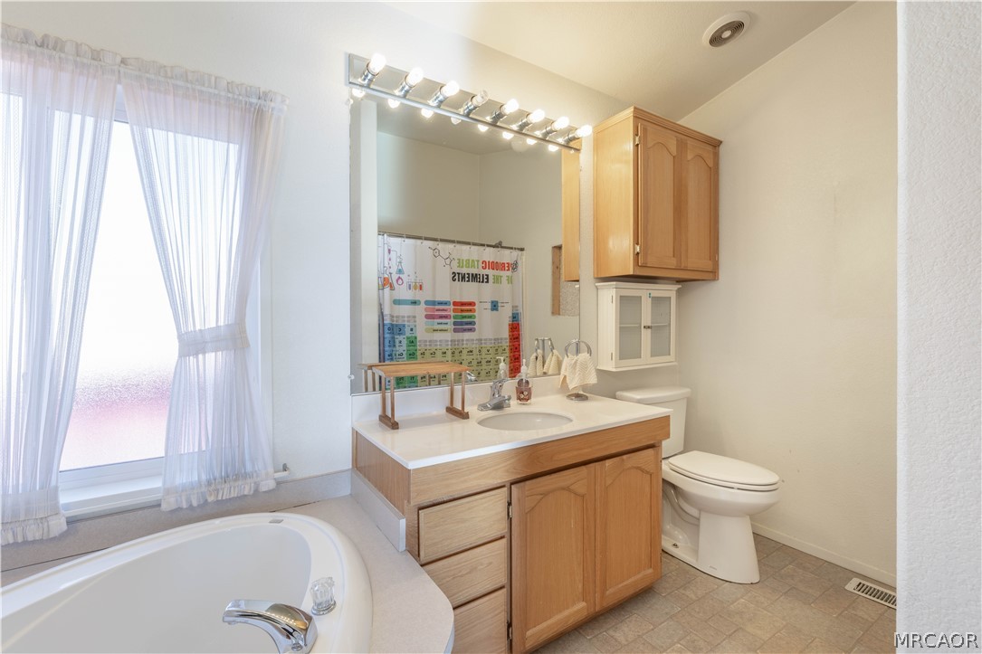 1818 Pond Drive Property Photo 29