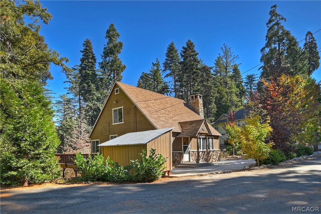 863 Oak Road Property Photo 2