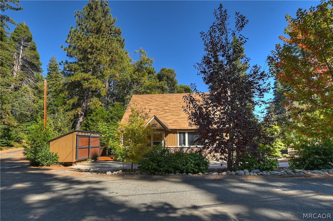 863 Oak Road Property Photo 3