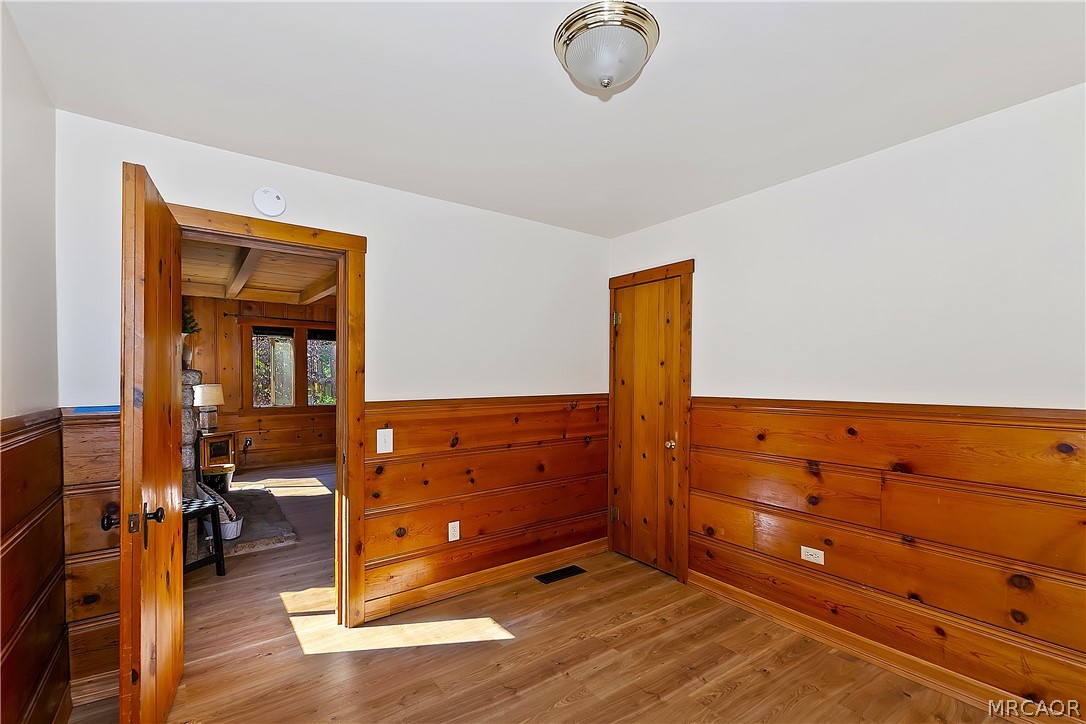 863 Oak Road Property Photo 10