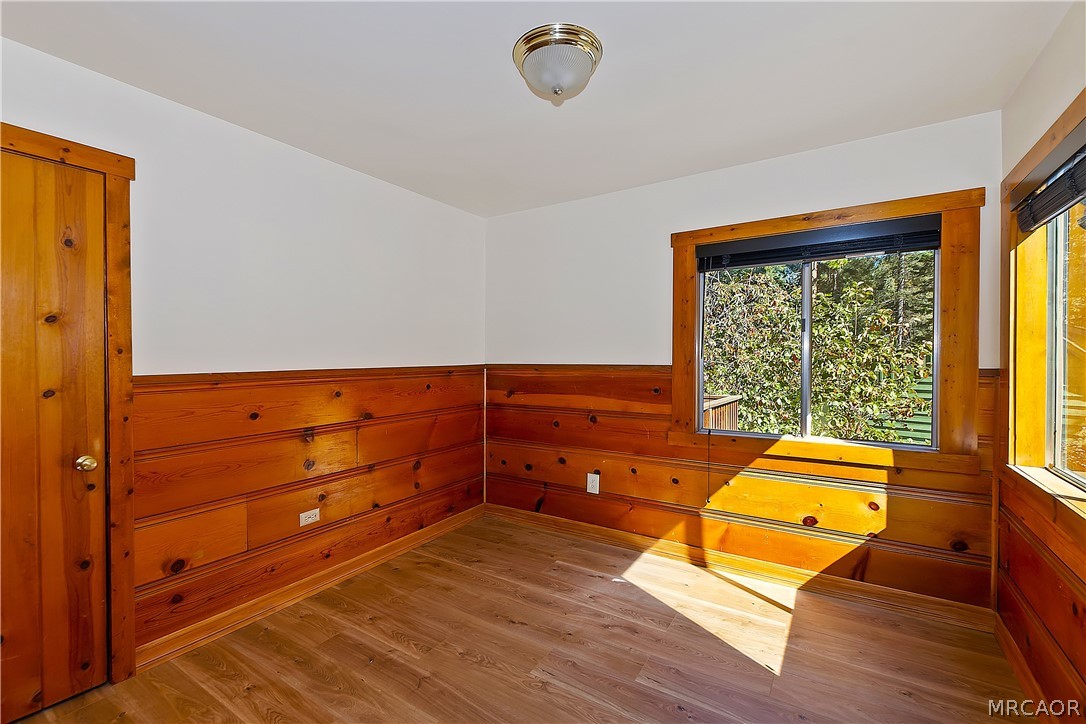 863 Oak Road Property Photo 12