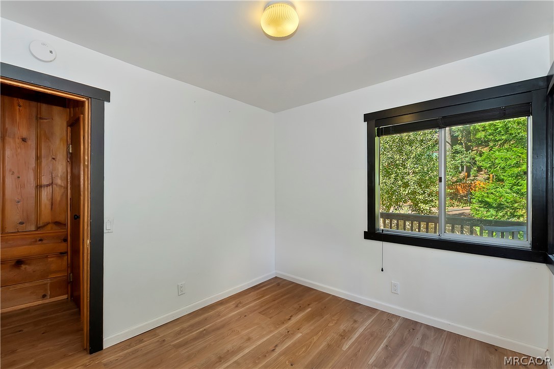 863 Oak Road Property Photo 14