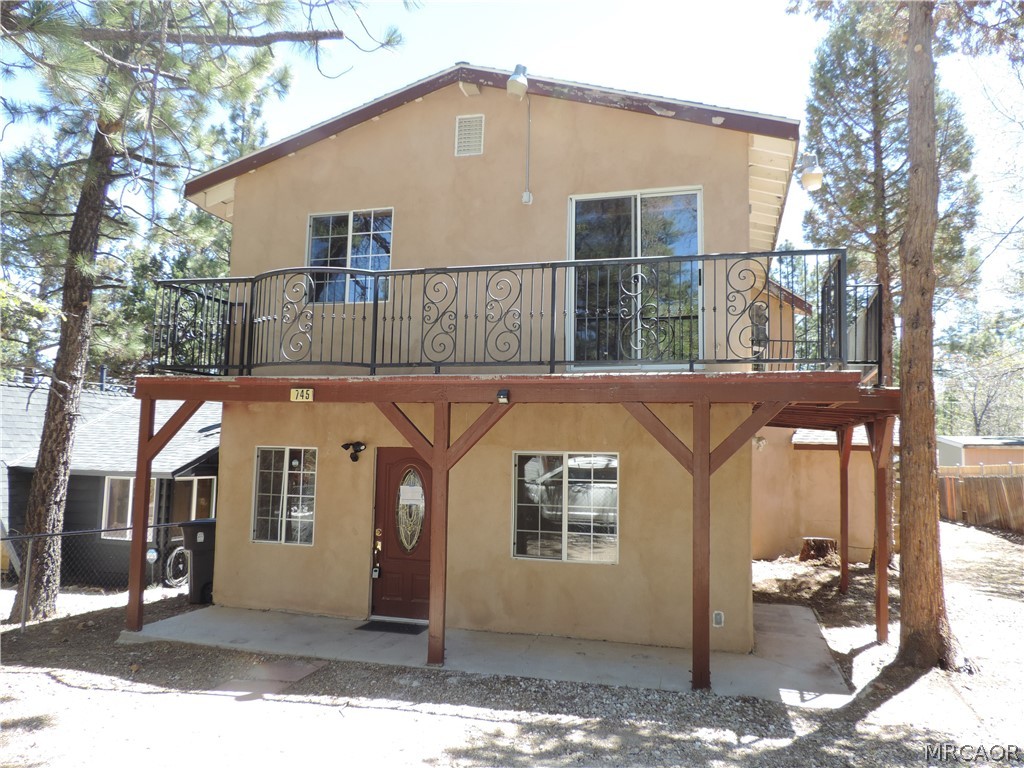 745 Sunset Lane Property Photo 1