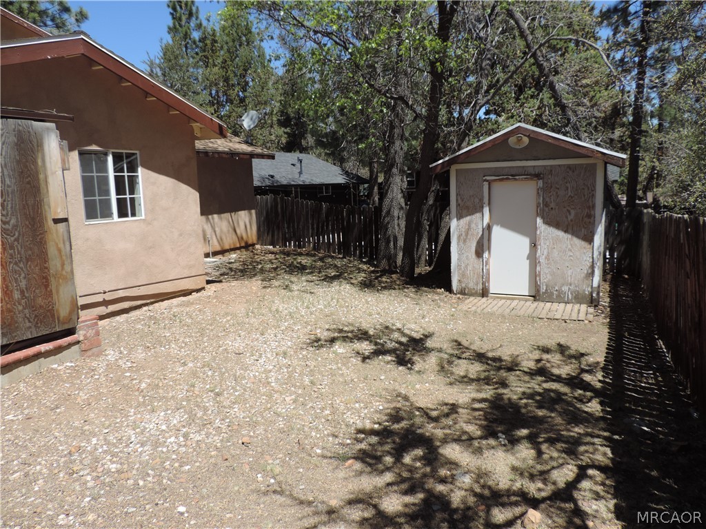 745 Sunset Lane Property Photo 5