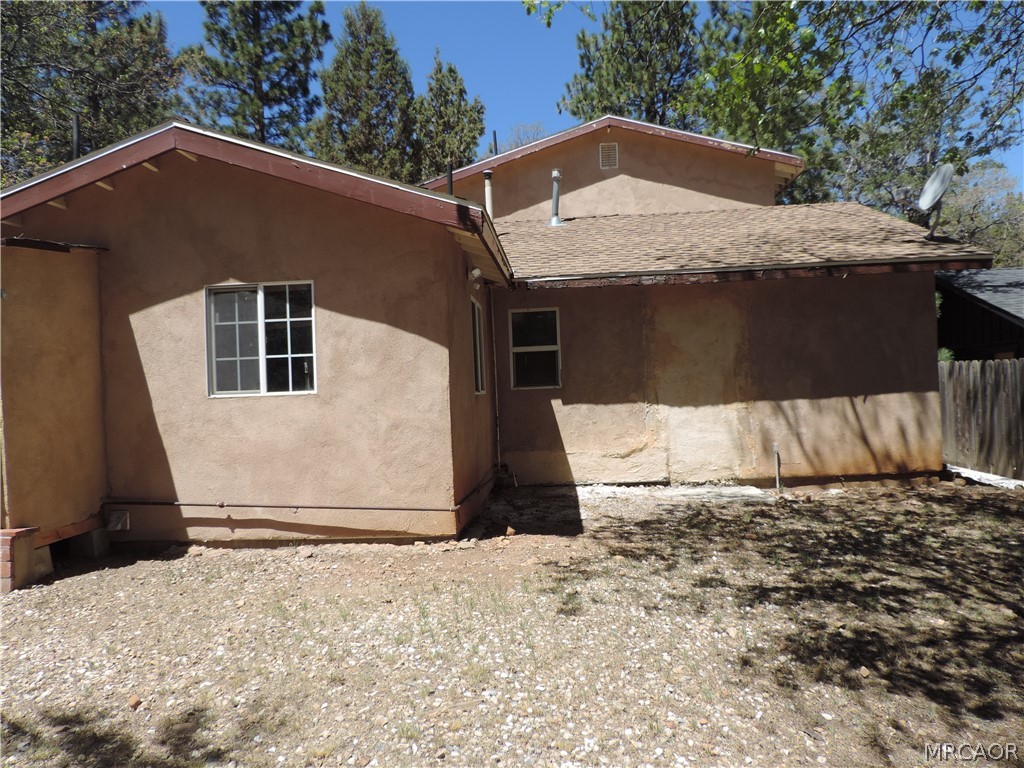 745 Sunset Lane Property Photo 6