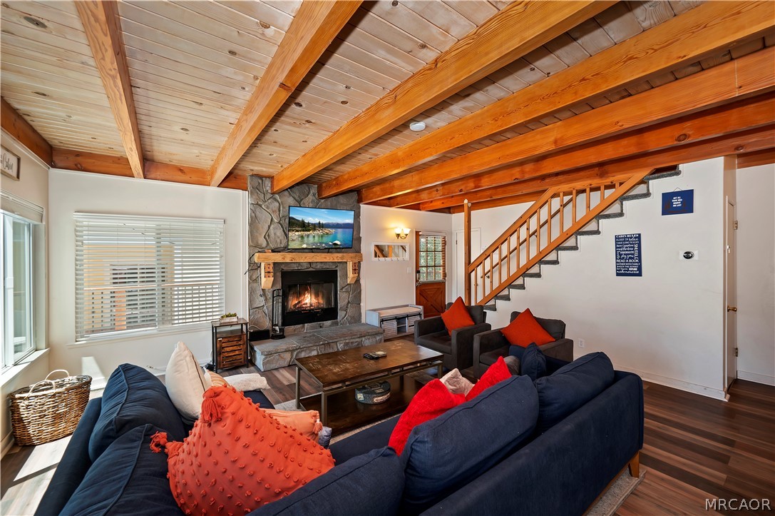 1035 Butte Avenue Property Photo 4