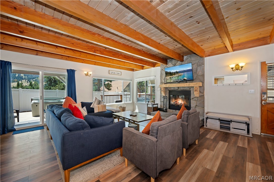 1035 Butte Avenue Property Photo 7