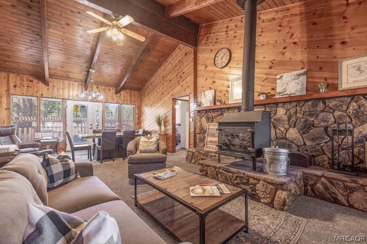 205 Dutch Way Property Photo 3