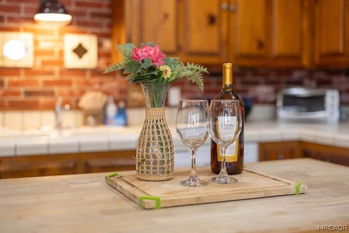 205 Dutch Way Property Photo 8